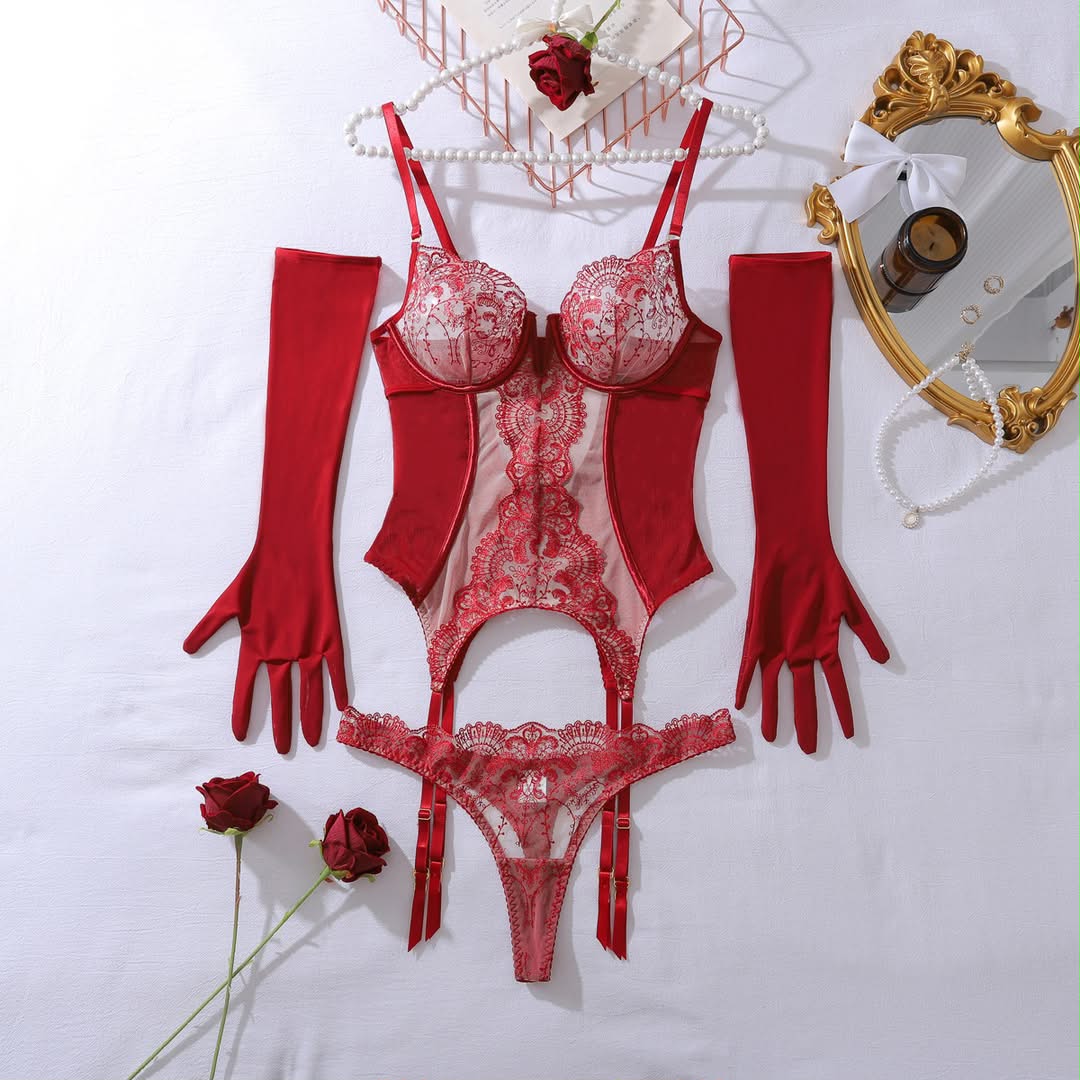 Miravé – Luxuriöses Dessous-Set mit Spitze, Strapsen & Handschuhen